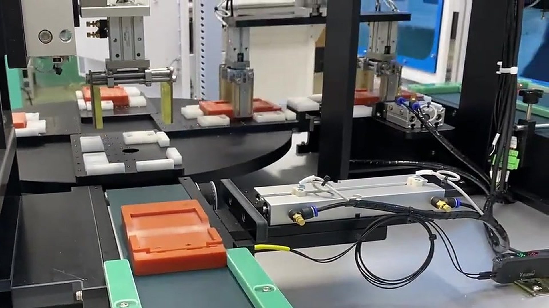 Battery Assembly Equipment in 2026: A Buyer's Guide thumbnail
