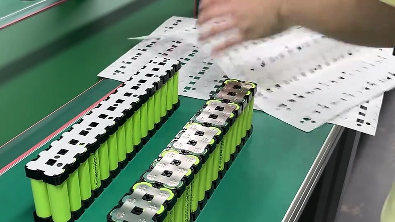 Battery Stacking Machines: The Winding-to-Stack Shift thumbnail